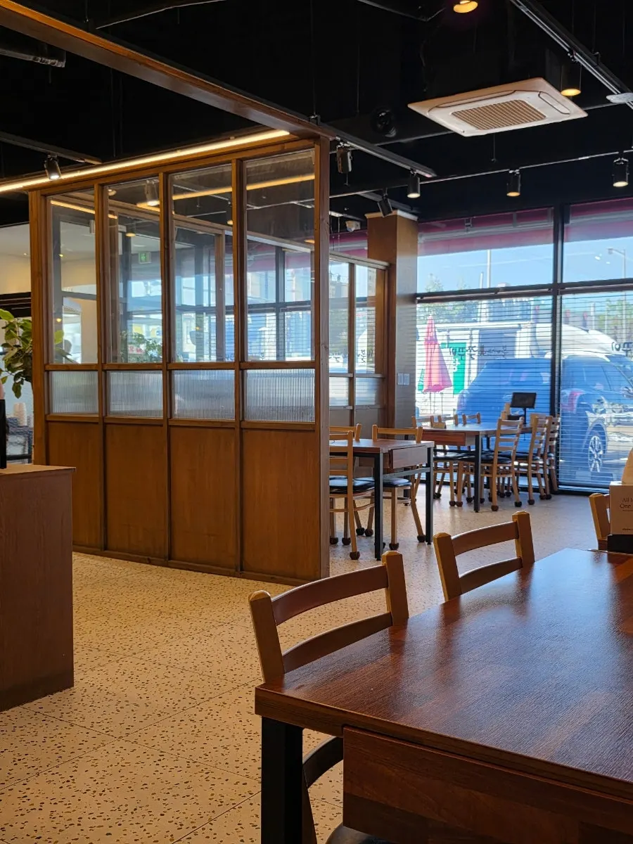 Large table area suitable for group gatherings