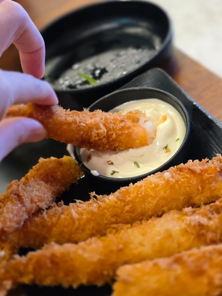 Cross-section of shrimp tempura packed with shrimp meat