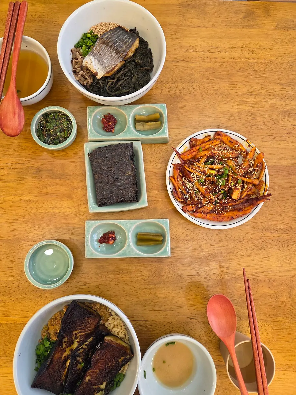 A plate of smoky grilled deodeok and mushroom