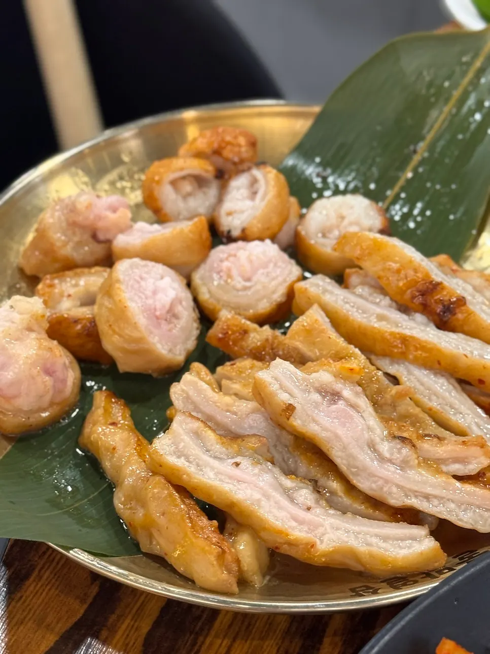 Raw makchang served on a plate