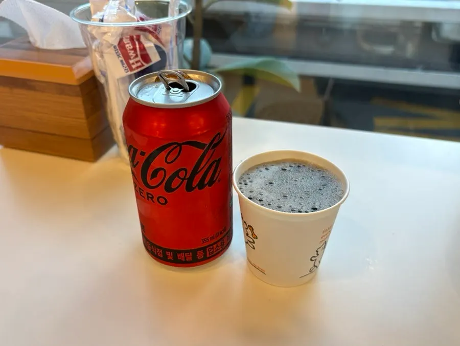 Zero-calorie cola drunk to finish the meal