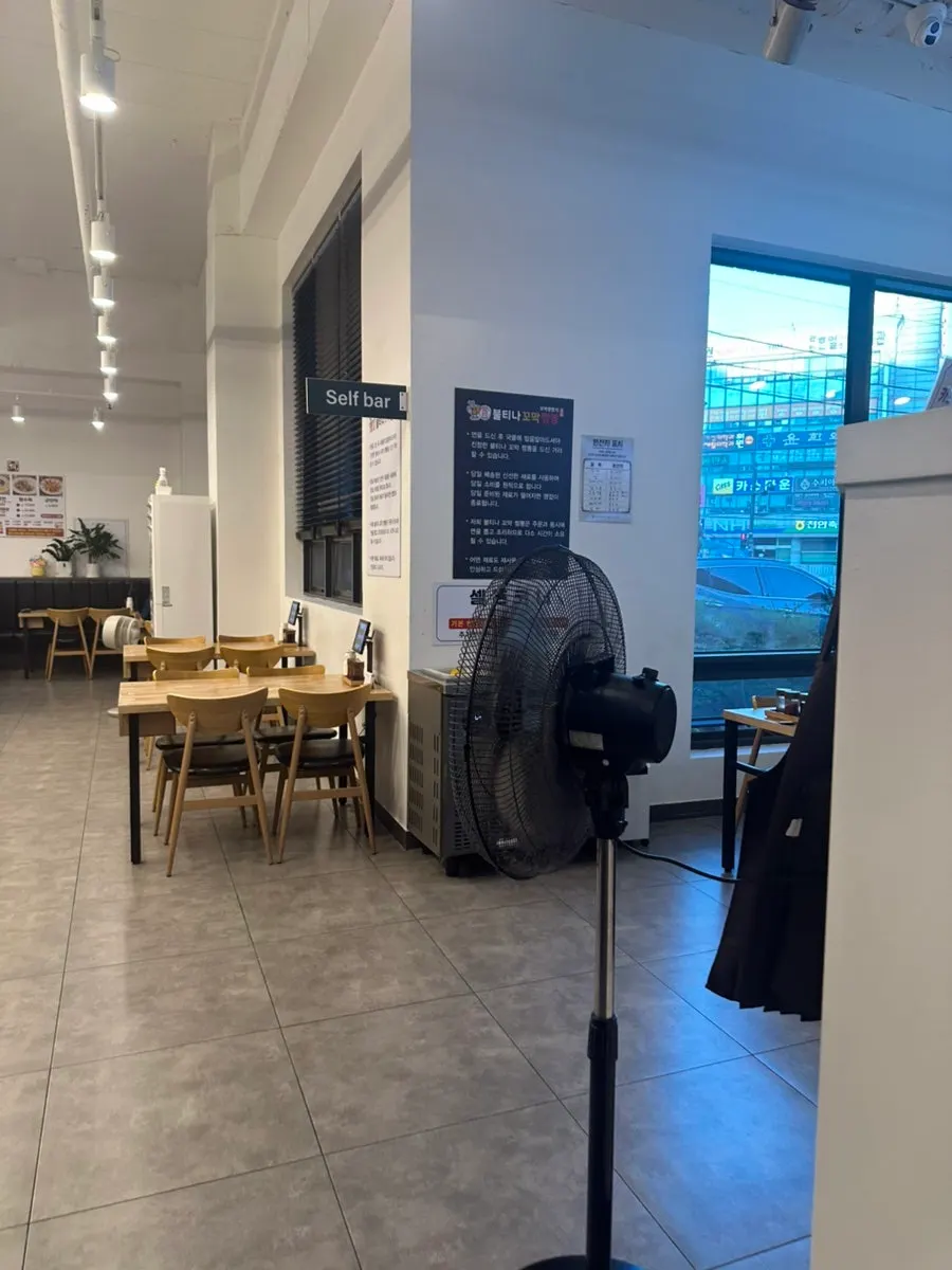 Entrance area of Bultina Kkomak Jjamppong Sinbang Branch
