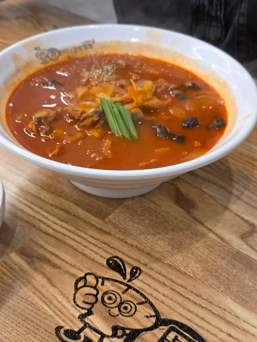 대표꼬막짬뽕 한 그릇