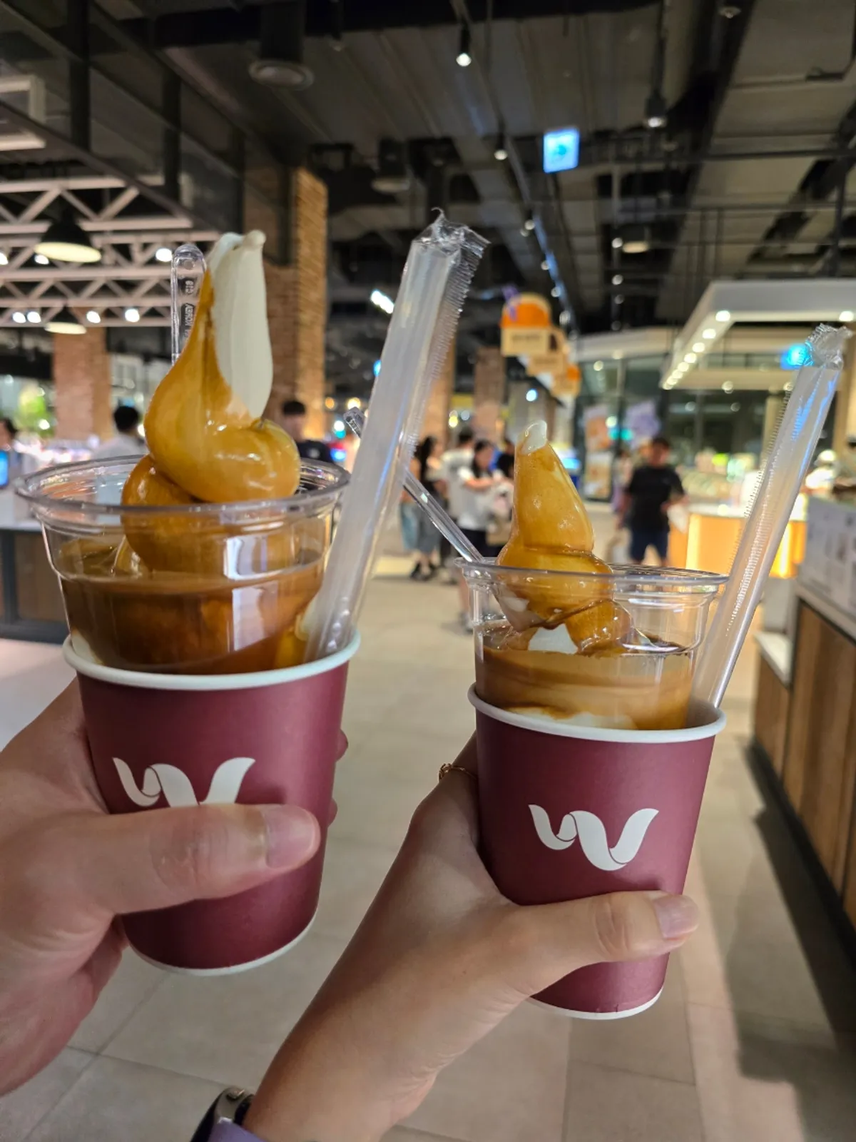 Toko Wunder Coffee Bar di food court lantai B1 Songdo Hyundai Premium Outlet