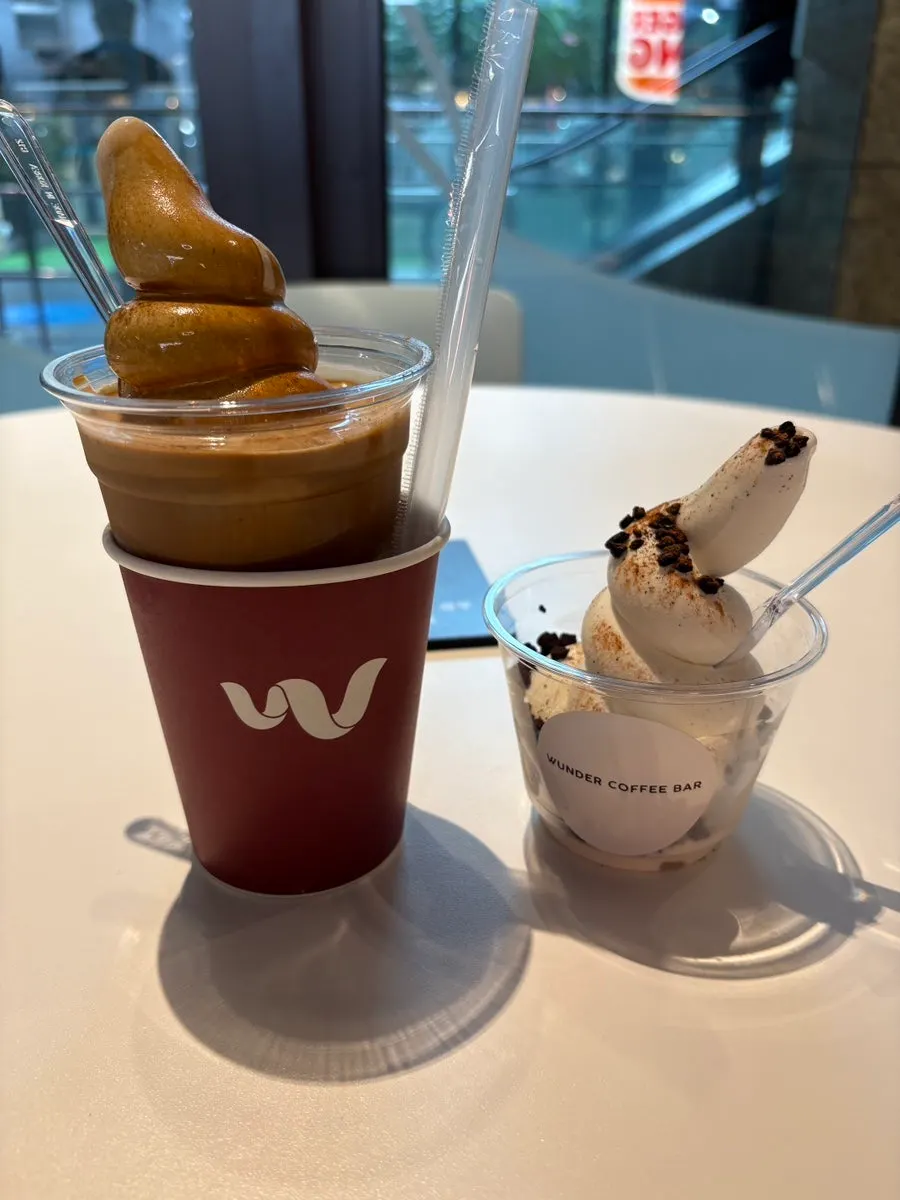 Wunder Coffee Bar's signature hojicha Wunder Gato