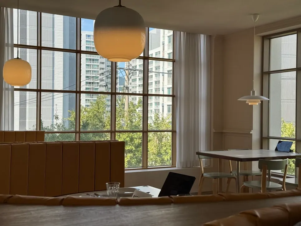 Bueokgan Haeundae Branch interior with a British vintage classic hotel concept