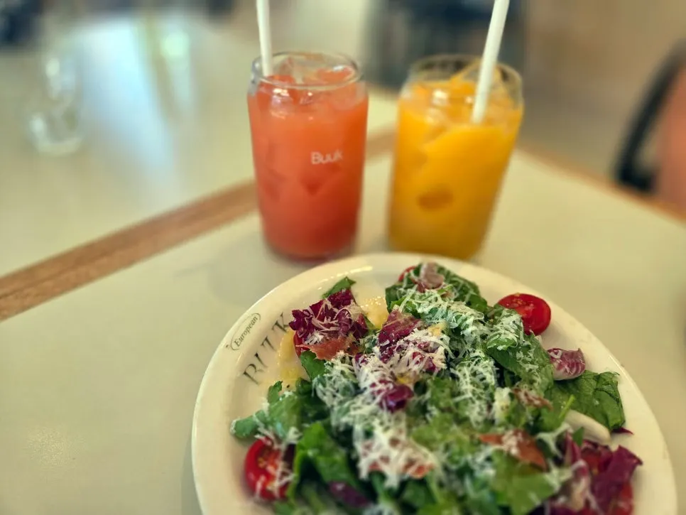 Single juice and garden salad served first