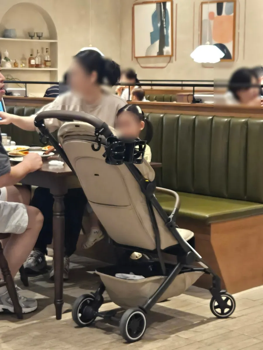 Baby chairs set up at Bueokgan