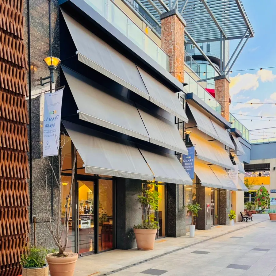 Modern exterior of Bueokgan Restaurant Yangsan Oslo Park Branch