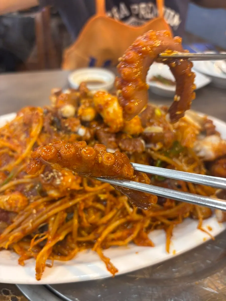 Monkfish and octopus braise coated in spicy sauce