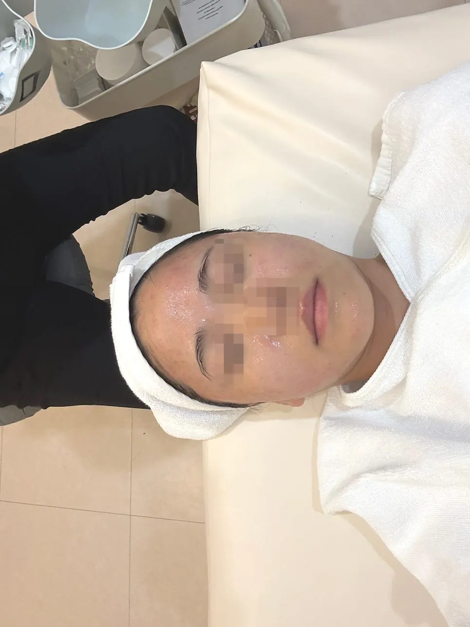 Sebum that came out during extraction