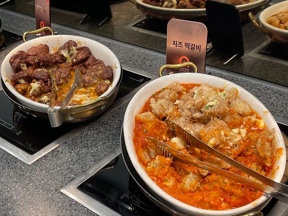 치즈토마토아귀스테이크 식사 메뉴
