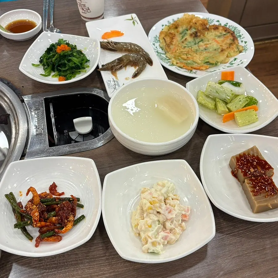 花蟹汤与海鲜料理菜单