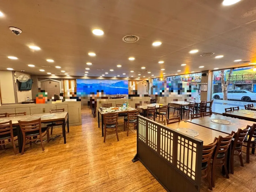 Interior with window-side seating