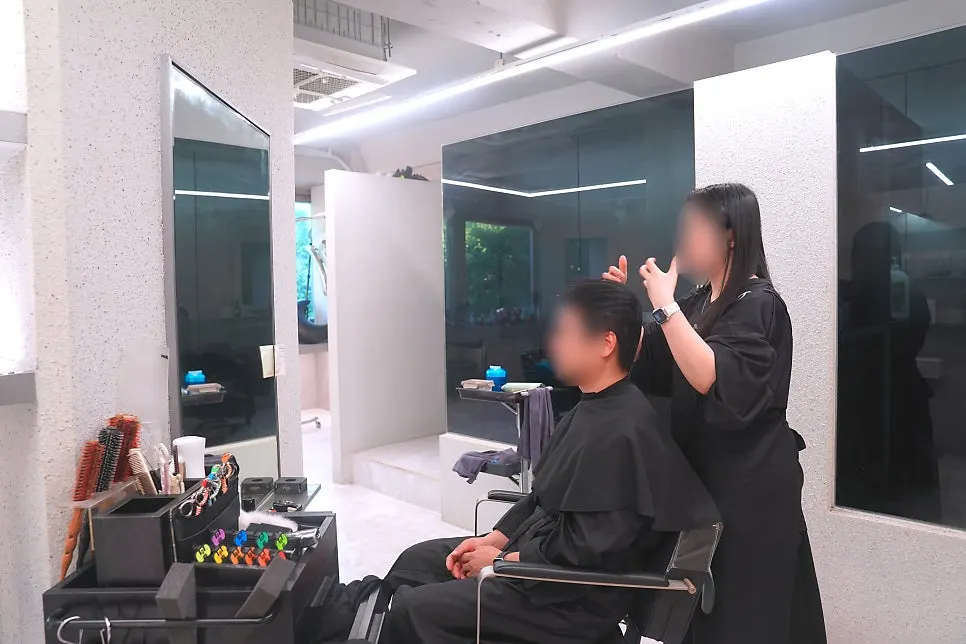 맨즈헤어 1:1 맞춤 시술 준비 모습
