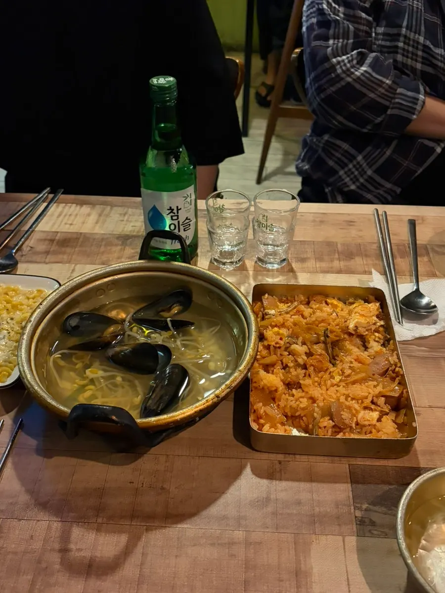 Old-school lunchbox after being shaken and mixed