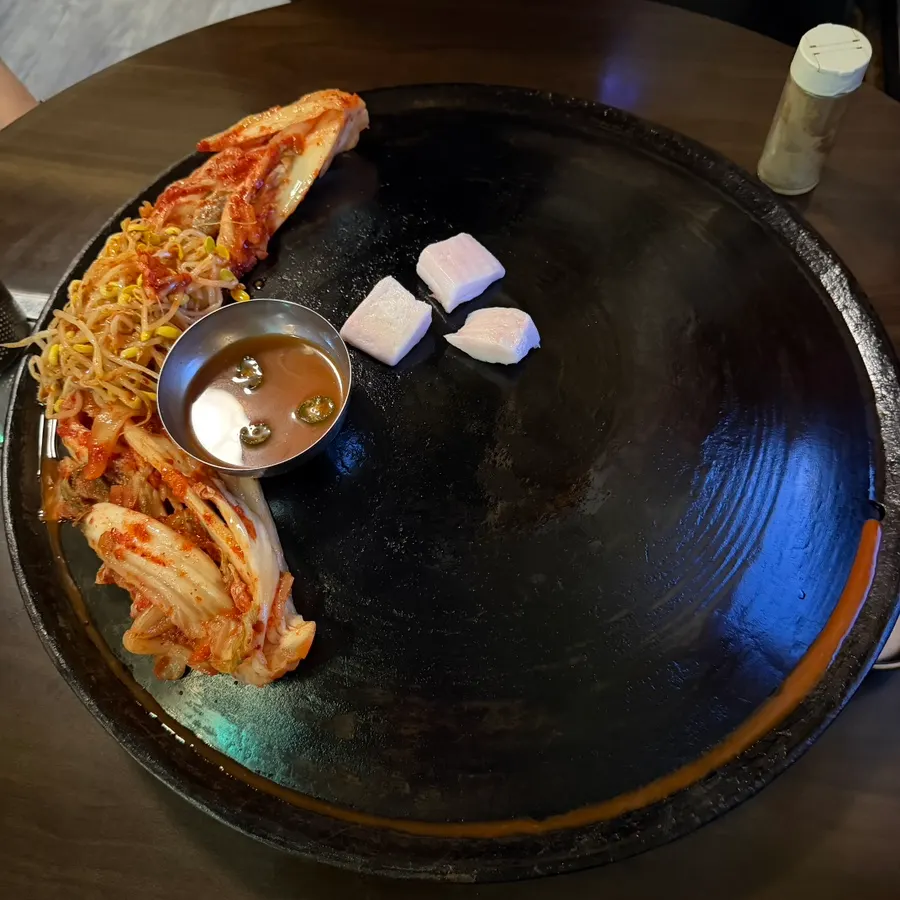 통삼겹과 통목살 주문 구성