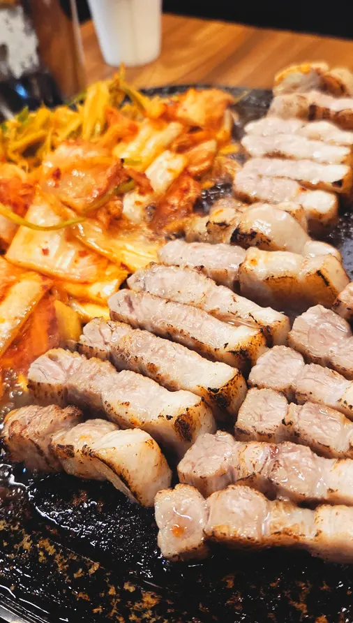 Pork belly pieces cut into one-bite sizes