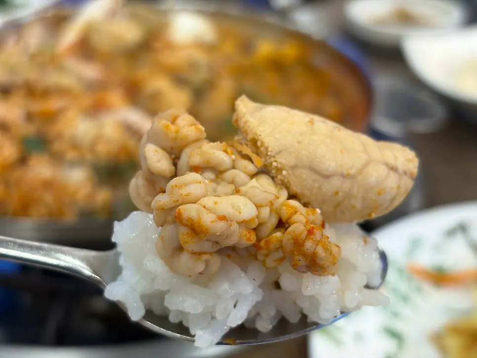 Seafood stew with roe and fish milt