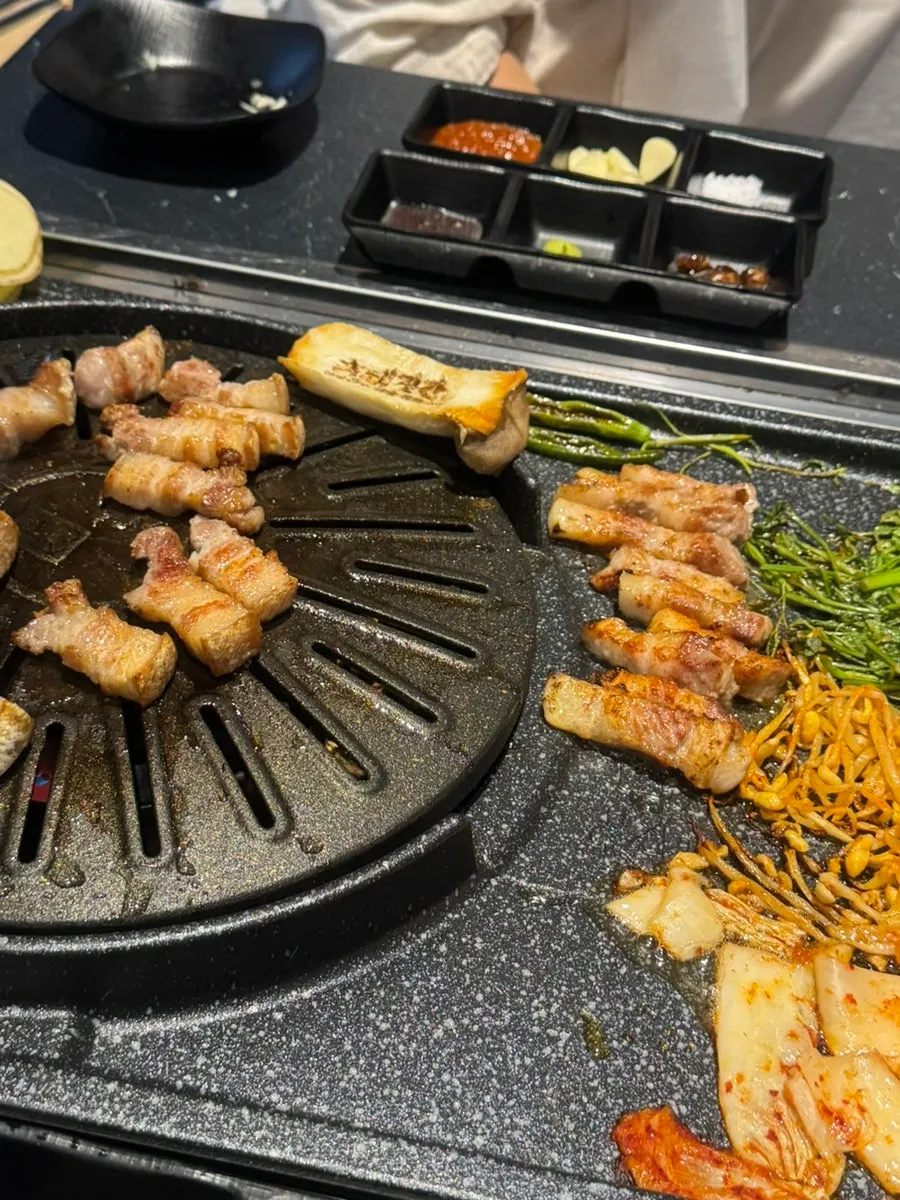 Pork belly accompaniment combination