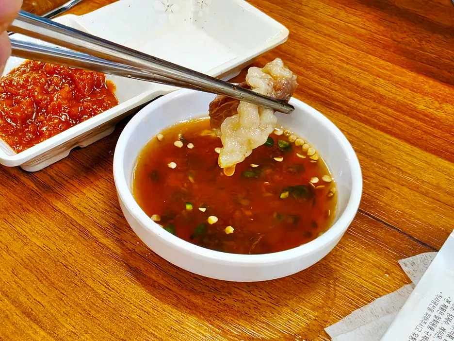 Cooked chadolbaegi with side vegetables