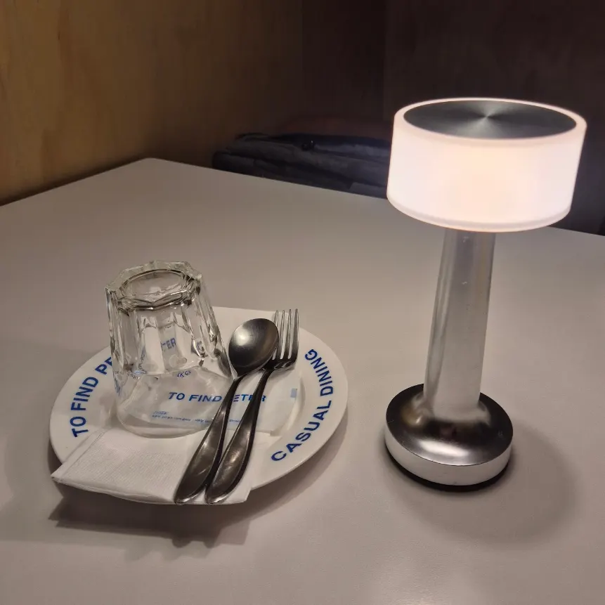 Quiet and comfortable seating inside Two Find Peter Bupyeong