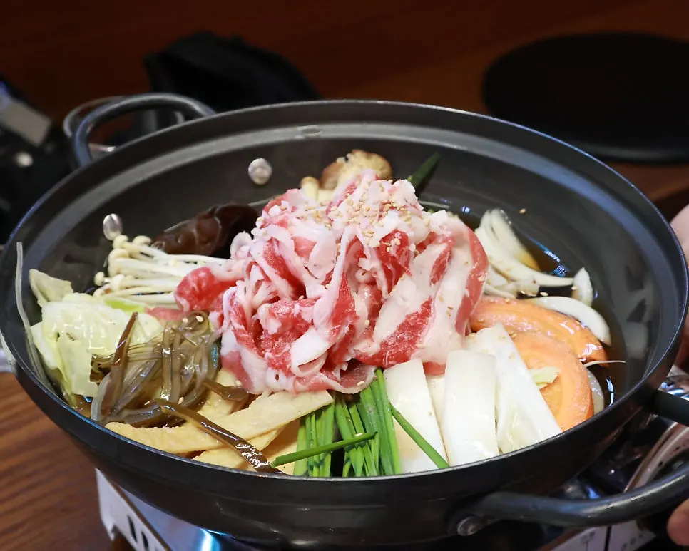 Sukiyaki that came with the platter