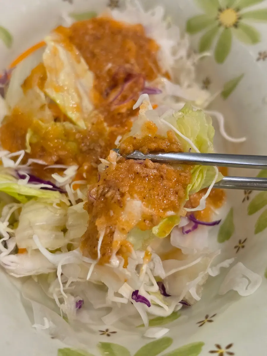 Cabbage salad with tangy dressing