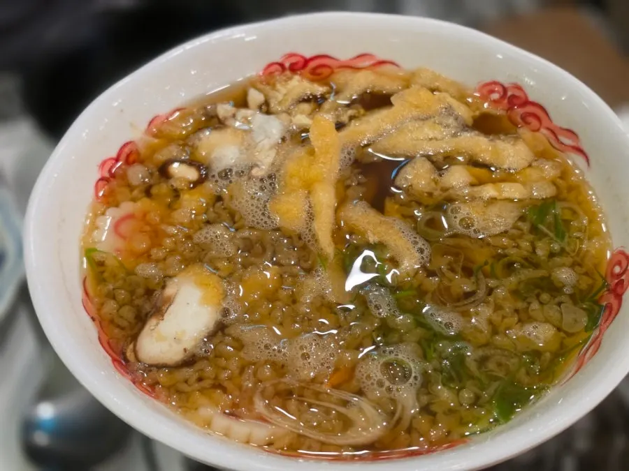 Udon with shiitake mushrooms and shrimp