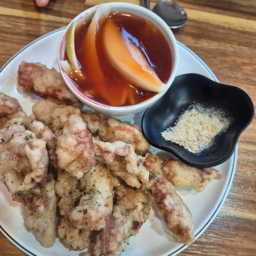 Glutinous rice tangsuyuk with salt and sauce