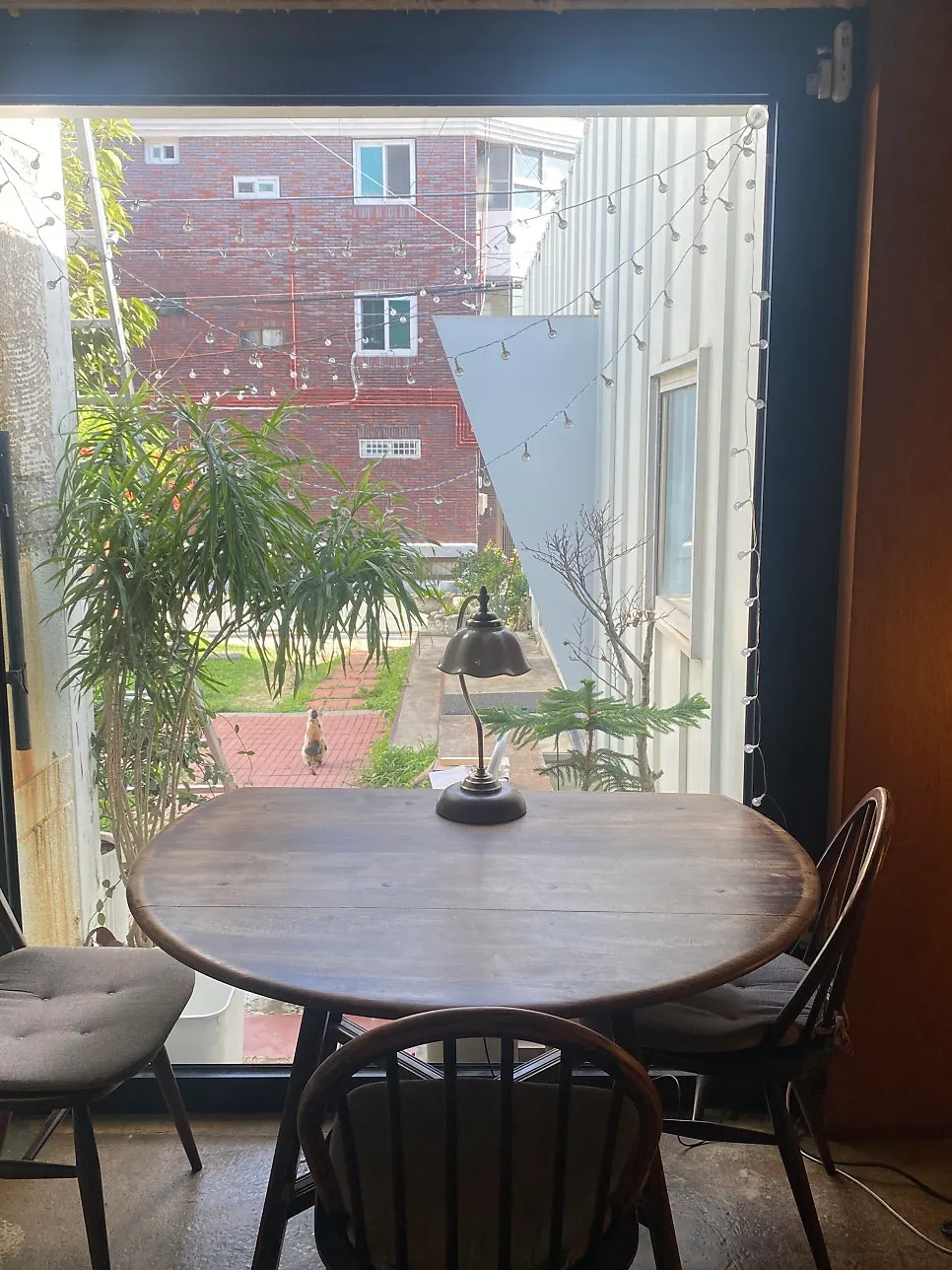 Peaceful interior atmosphere at Buajang