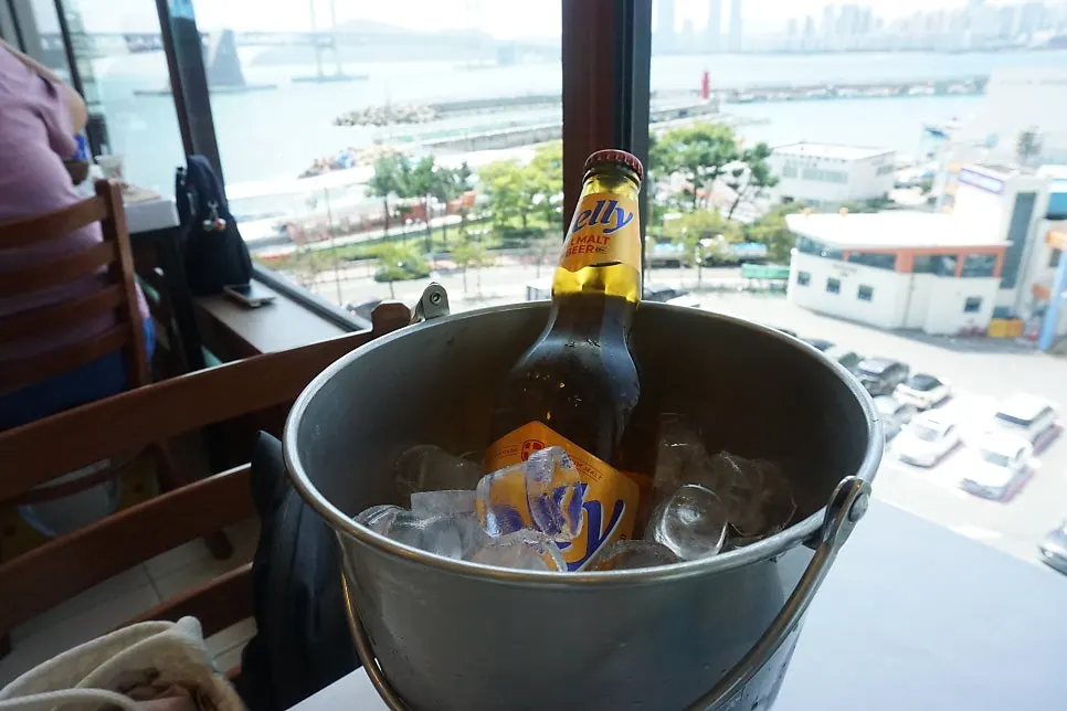얼음 가득한 맥주