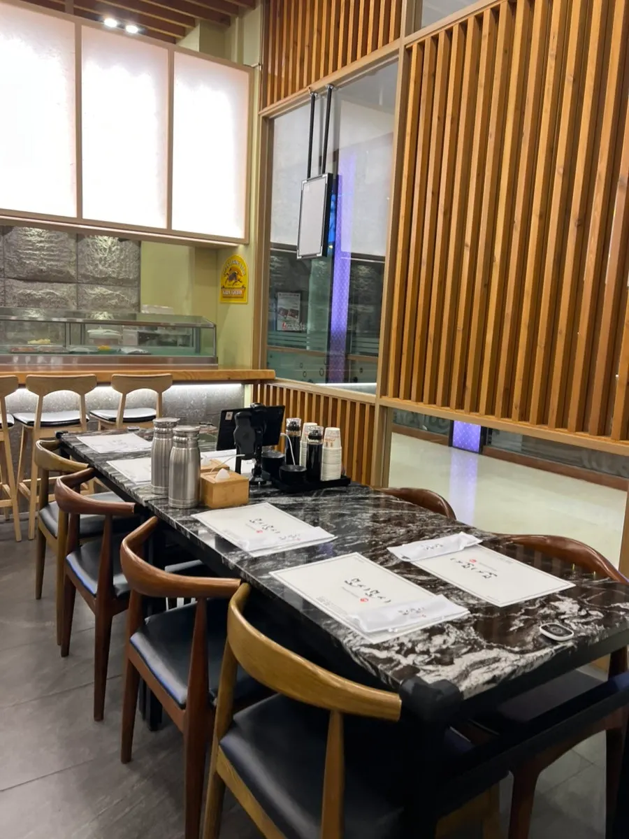 Clean interior seating at Moshi Moshi Gwangbok