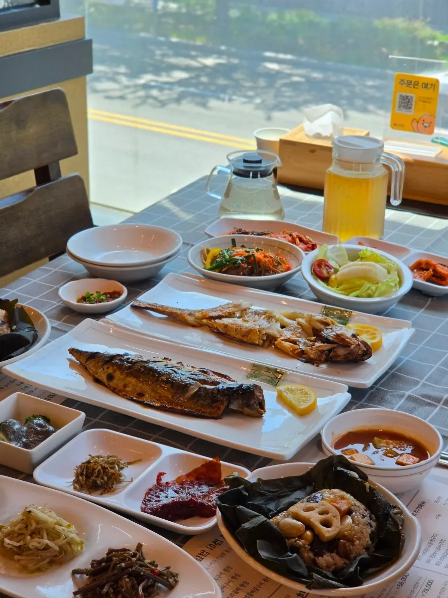 Weekend Korean set-meal lunch