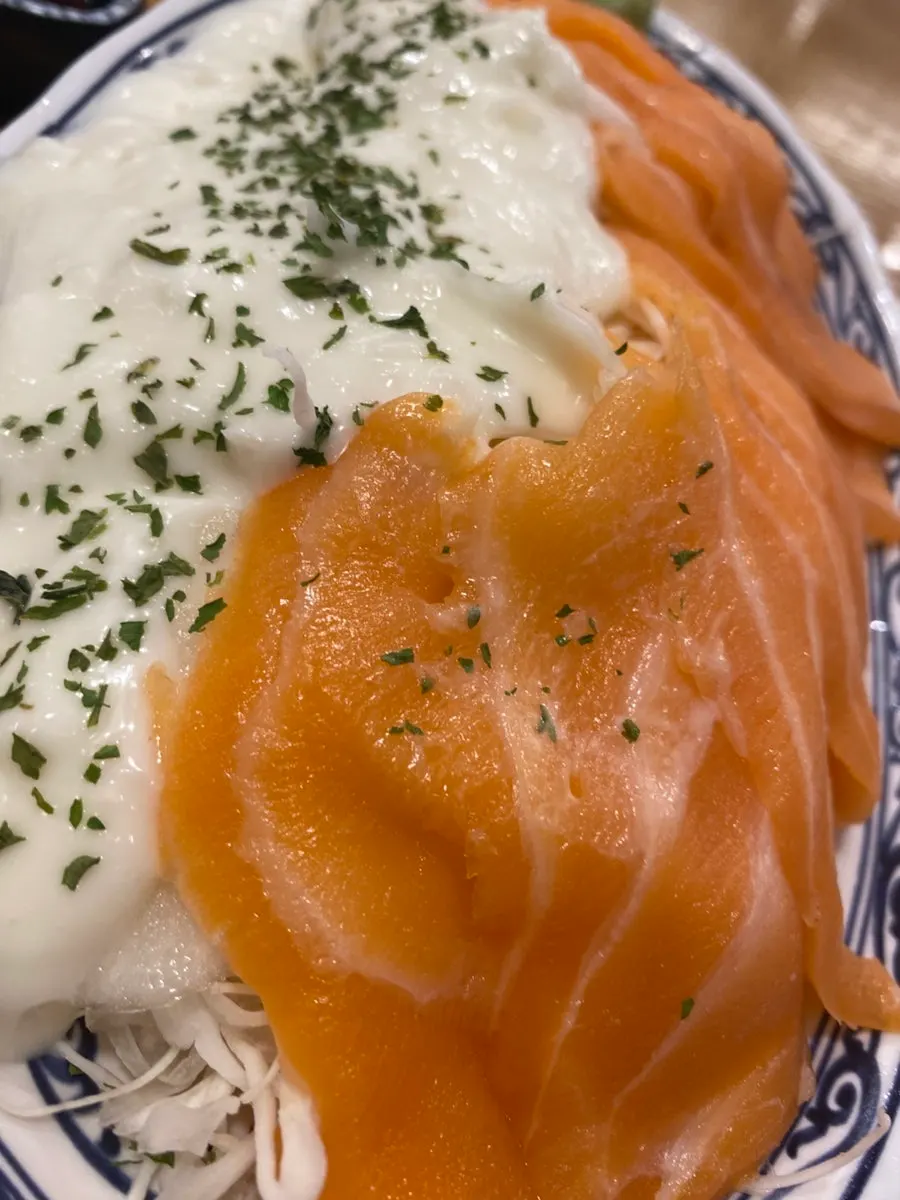 Salmon salad with tartar sauce