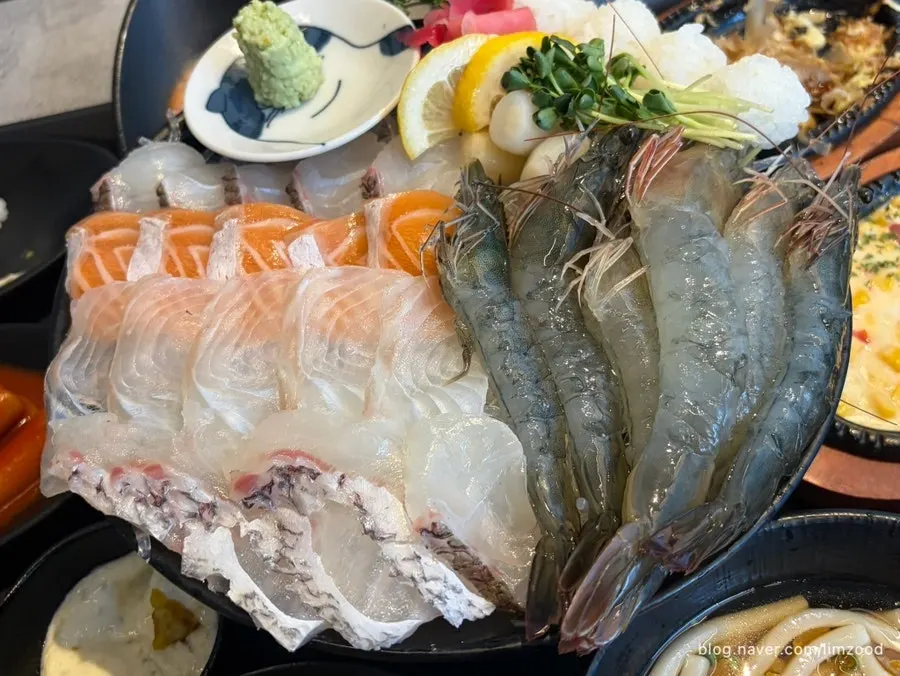 熟成生魚片與付食擺盤