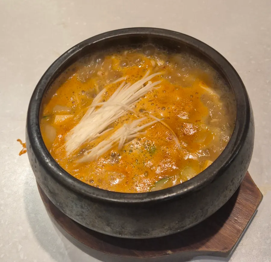 민물새우가 들어간 된장찌개