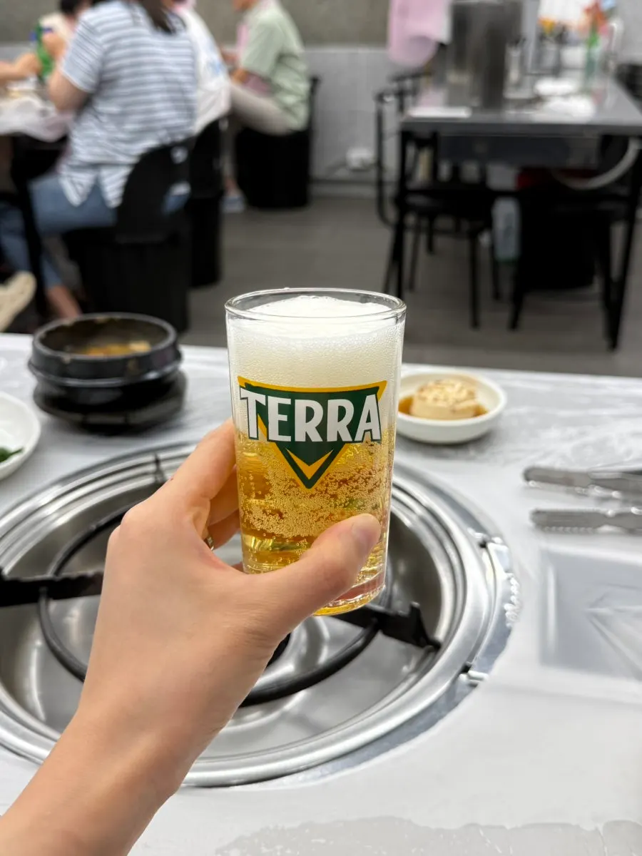 独自小酌调制的一杯烧啤