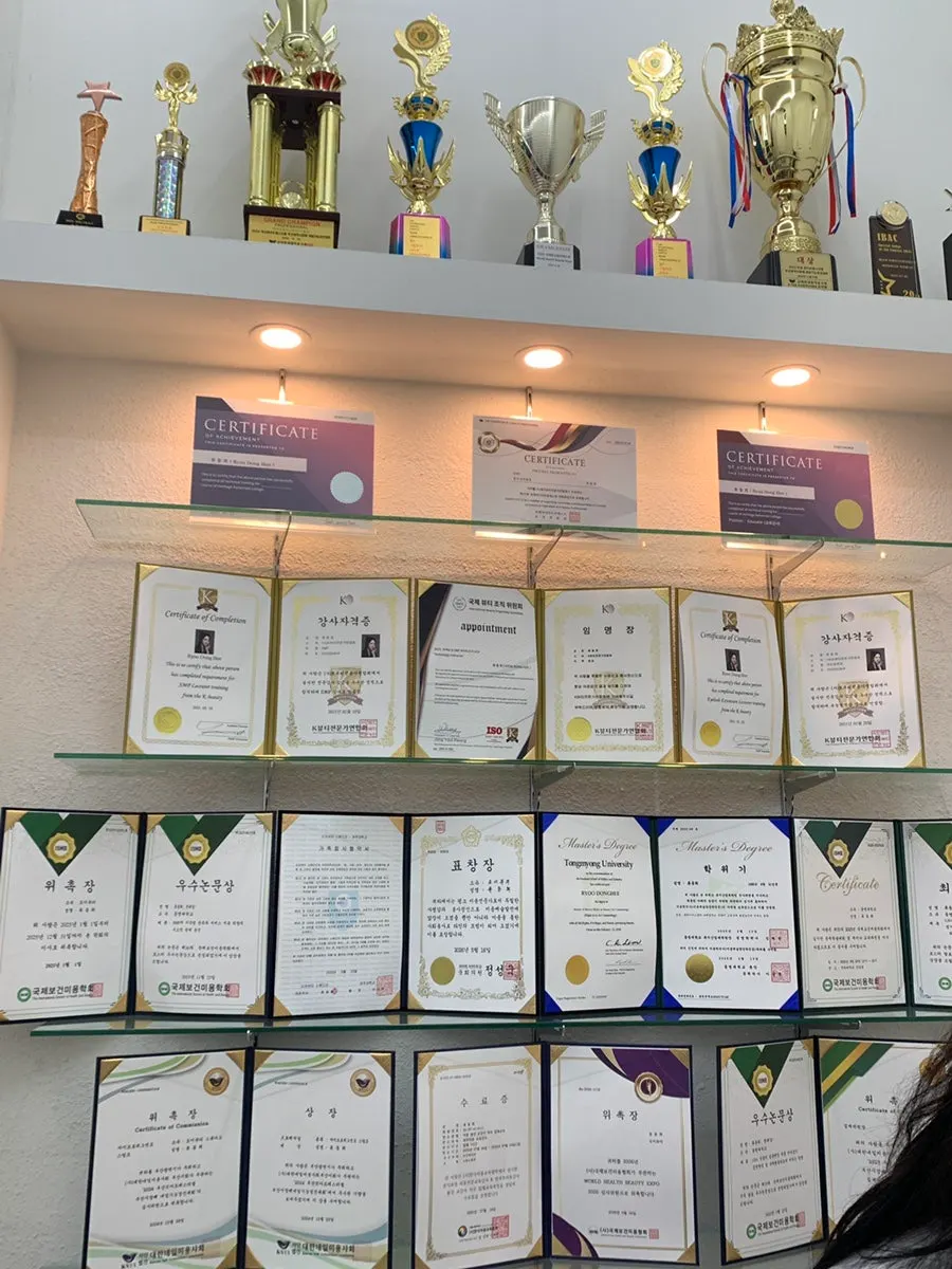 Doi Beauty salon interior
