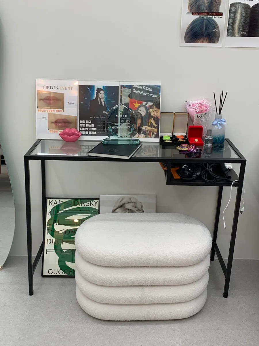 Inside the Doi Beauty consultation room