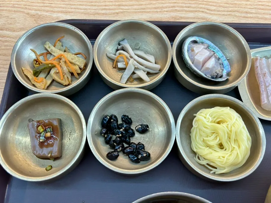 물회와 따로 나온 회
