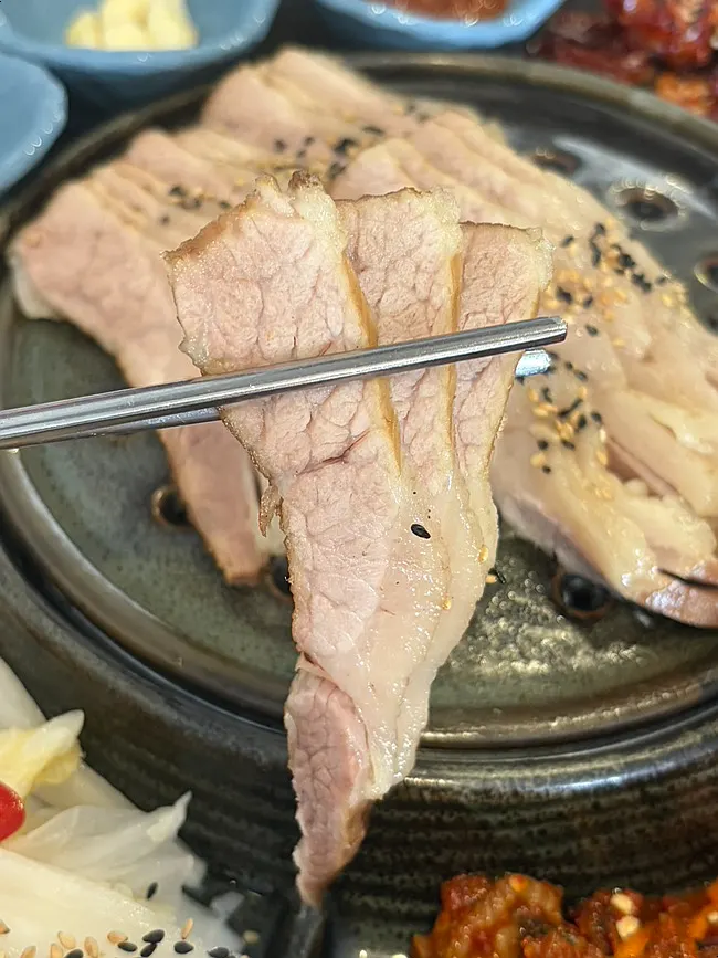 파김치와 곁들인 전복 솥밥