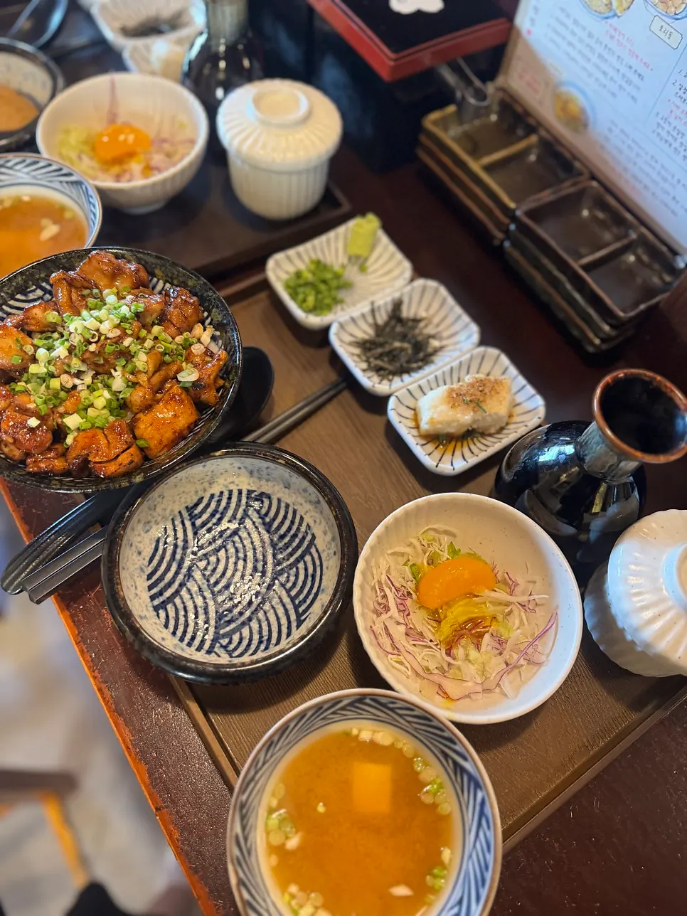 Jumbo Unaju and Toridon sets