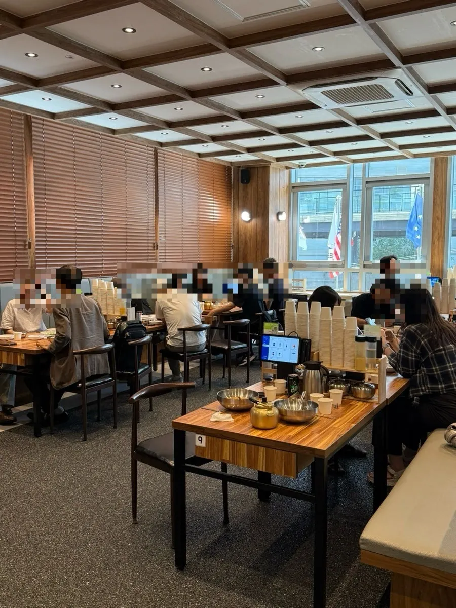 Busy restaurant interior during lunchtime