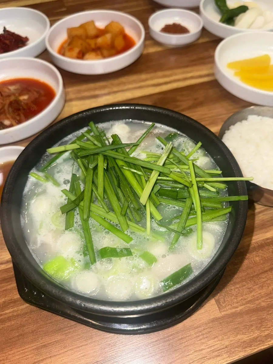 A solo meal of dwaeji gukbap near Busan Station