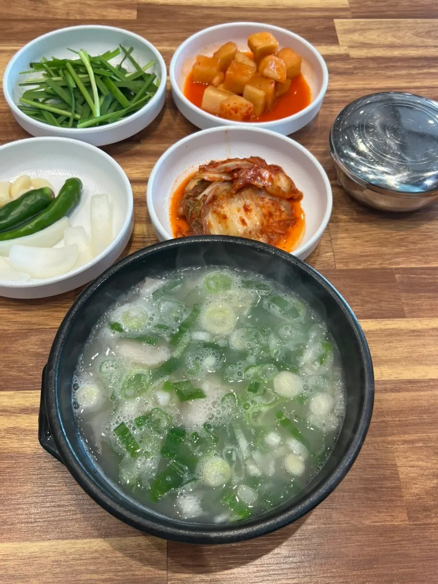 The finished bowl of pork soup on the table