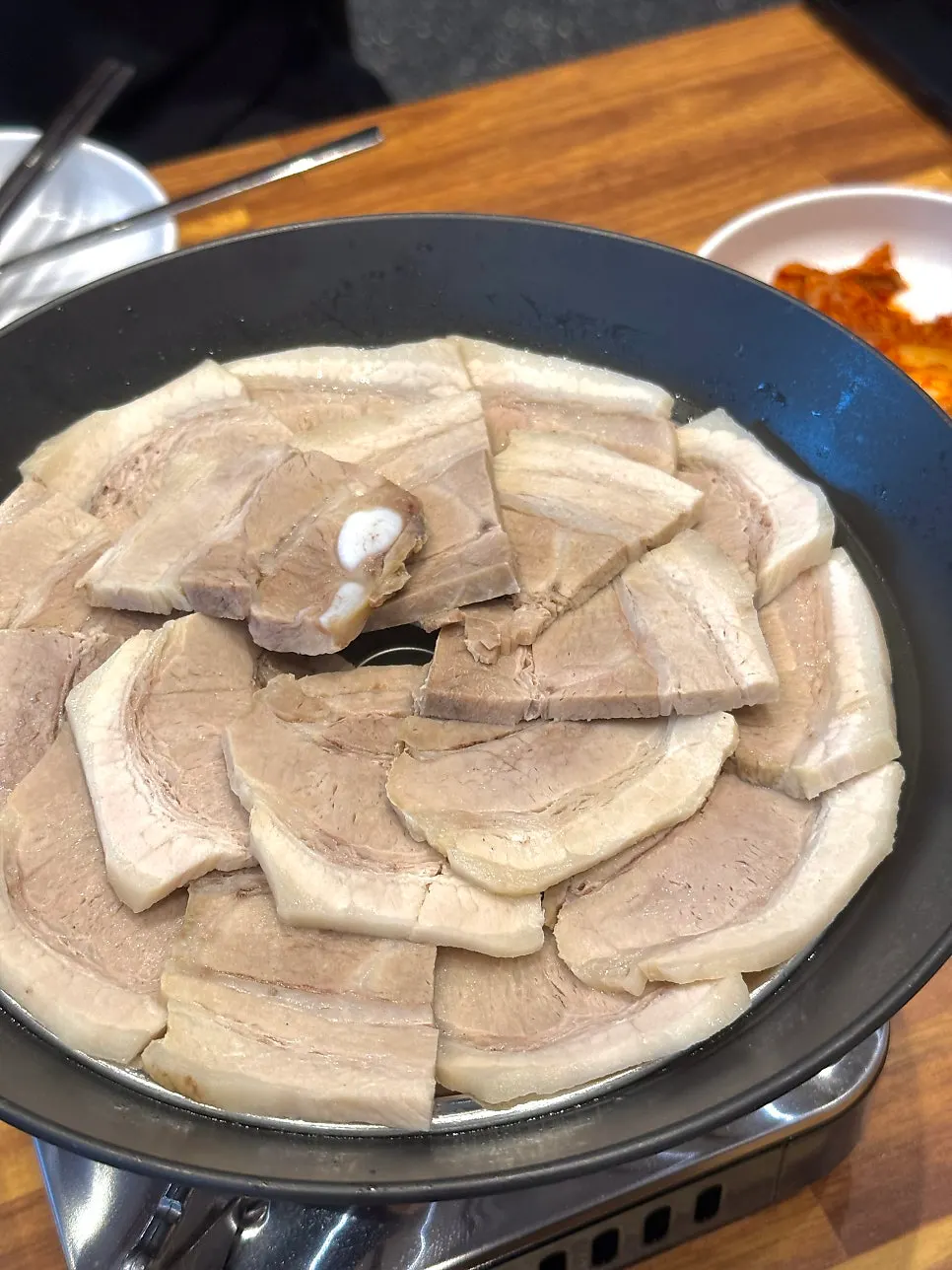 A plate of small-size suyuk