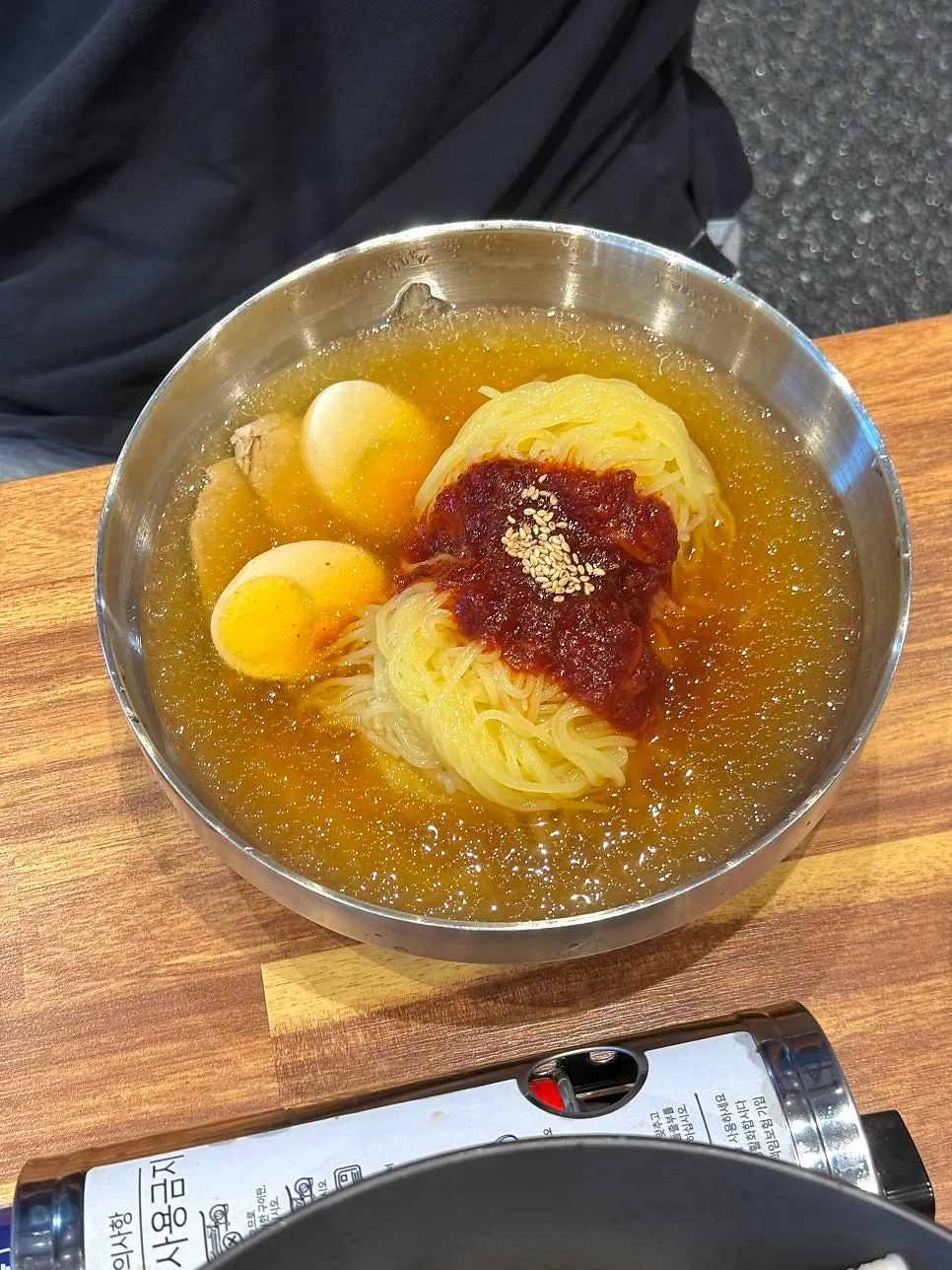 A bowl of large-size mul milmyeon