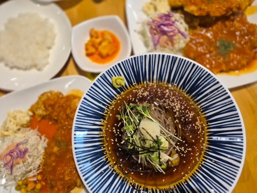 Soba set served with pork cutlet