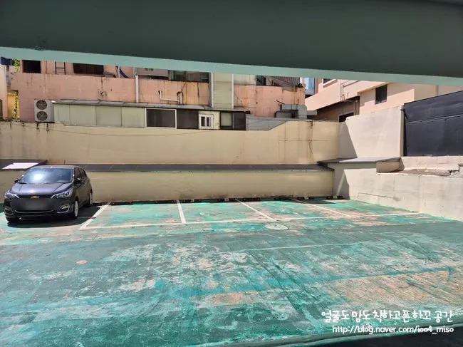 Parking information for Moshi Moshi PNU Branch
